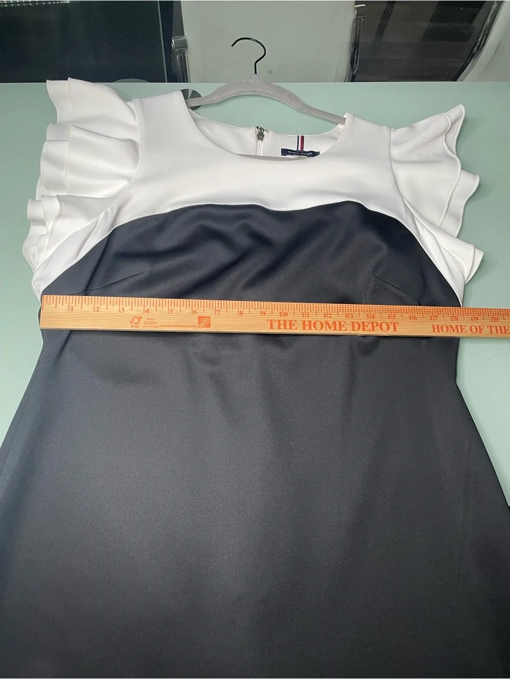 Tommy Hilfiger Black and White Ruffle Cap Sleeve Sheath Dress Plus Size 16 - Picture 9 of 9
